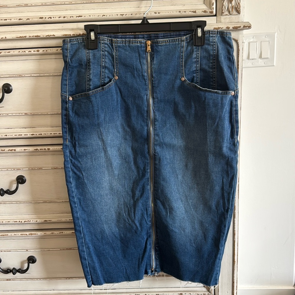 ONE 5 ONE Women's Blue Denim Skirt - Size L